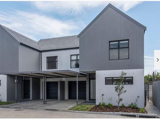 3 Bedroom Property for Sale in Silver Oaks Western Cape